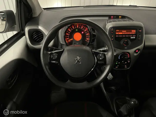 Peugeot 108 1.0 e-VTi Active TOP! 2016 Benzine 12