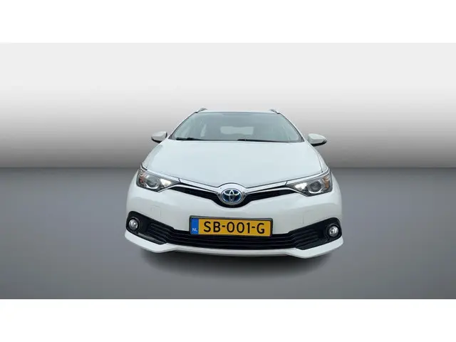 Toyota Auris 1.8 Hybrid Aspiration 2016 Hybride Benzine 6