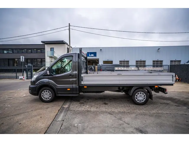 Ford Transit 2.0 TDCI 2022 Diesel 7