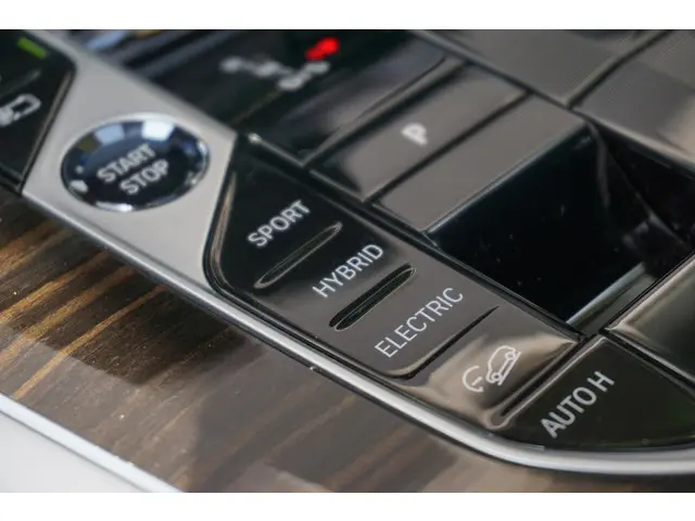 BMW X5 xDrive50e 2023 Hybride Benzine 23