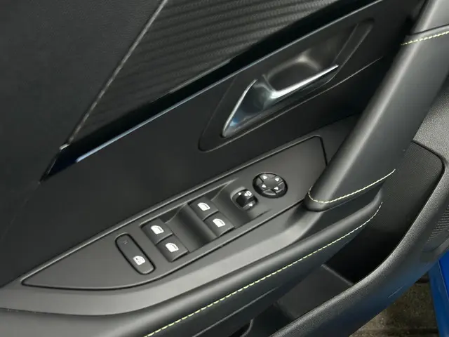 Peugeot 208 1.2 PureTech GT-Line 2020 Benzine 14