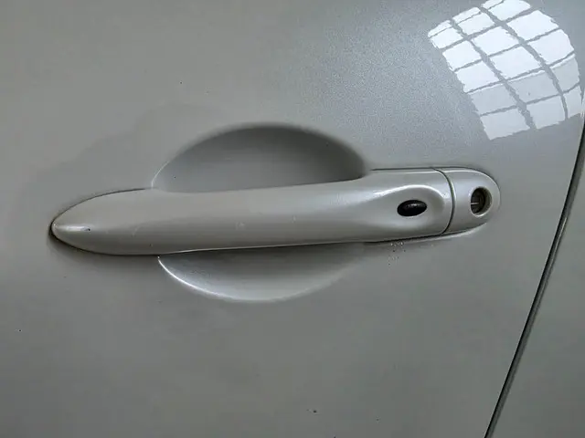 Renault Clio Estate 0.9 TCe Limited 2019 Benzine 17