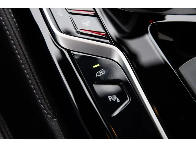 BMW M5 5-serie 2018 Benzine 57