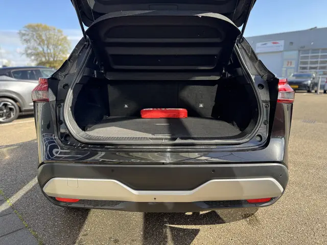 Nissan QASHQAI 1.3 MHEV N-Style 2022 Hybride Benzine 6