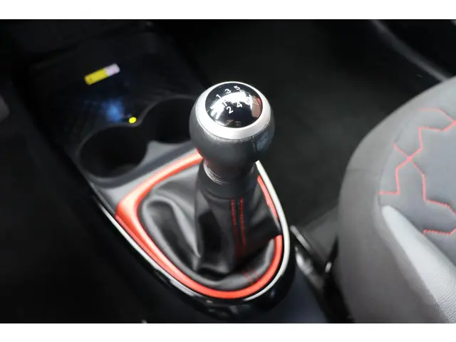 Toyota Aygo X 1.0 VVT-i Envy Cabrio 2022 Benzine 10