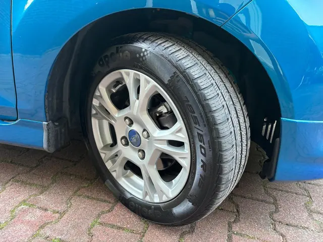 Ford Fiesta 1.0 EcoBoost Titanium 2013 Benzine 5