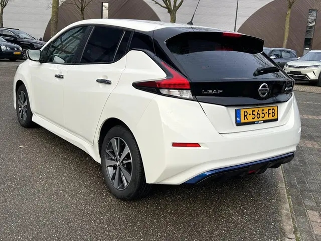 Nissan Leaf Acenta 40 kWh 2021 Elektrisch 5