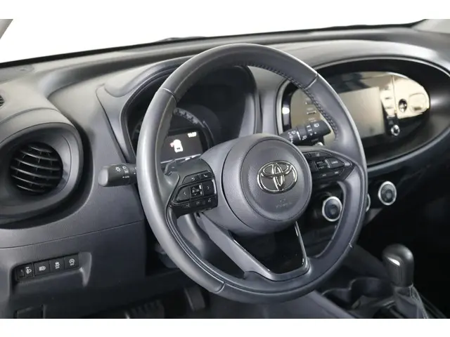 Toyota Aygo X 1.0 VVT-i S-CVT Play 2023 Benzine 3