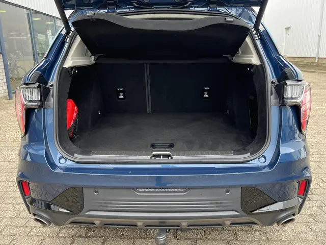 Lynk & Co 01 1.5 2023 Hybride Benzine 29