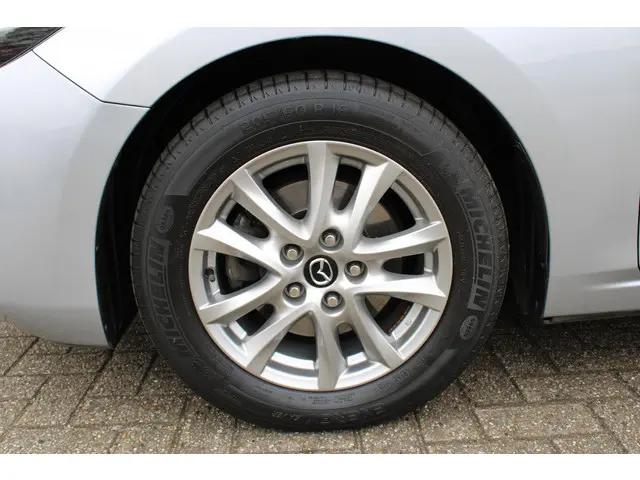 Mazda 3 HB 2.0 SkyActiv-G 120 TS+ 2017 Benzine 26