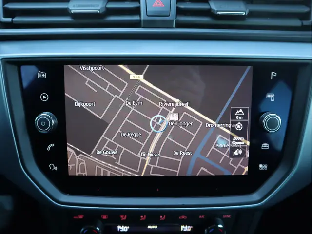 SEAT Arona 1.0 TSI Style Business 2019 Benzine 8