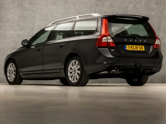 Volvo V70 1.6 T4 R-Design 2013 Benzine 3