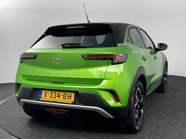 Opel Mokka-e Ultimate 50-kWh 11kw bl. 2023 Elektrisch 3