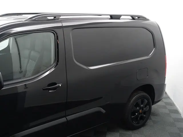 Opel Combo 1.5D Euro 6 L2 Sport Edition- 2019 Diesel 30