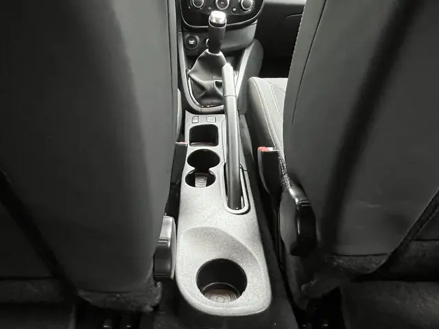 Renault Clio 0.9 TCe Zen 2019 Benzine 25