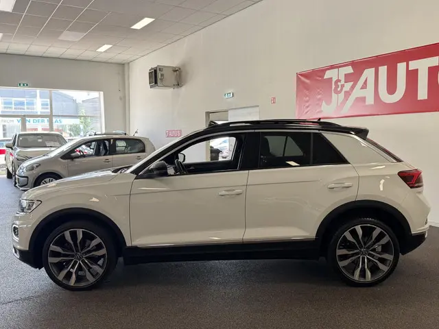 Volkswagen T-Roc 1.5 TSI 2021 Benzine 2