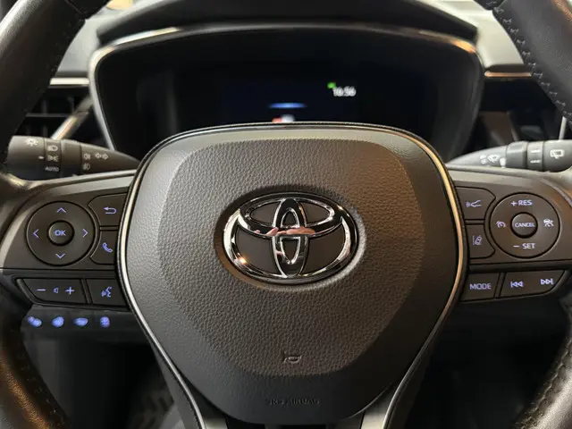 Toyota Corolla 1.8 Hybrid TeamD 2022 Hybride Benzine 7