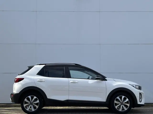 Kia Stonic 1.0 T-GDi MHEV DynamicPlusLine 2023 Benzine 16