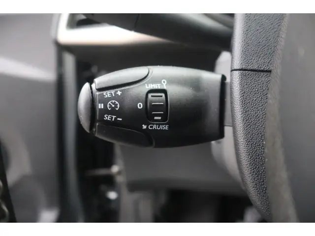 DS DS 3 1.2 PureTech So Chic 2017 Benzine 13