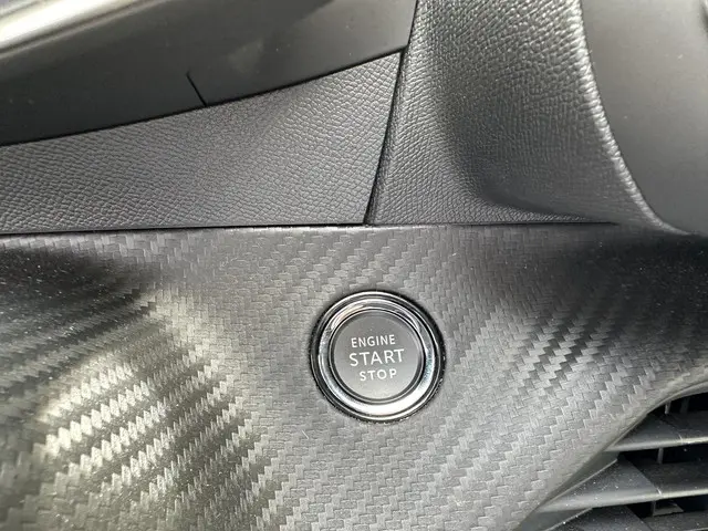 Peugeot e-208 EV GT 51 kWh 156 PK 2024 Elektrisch 23