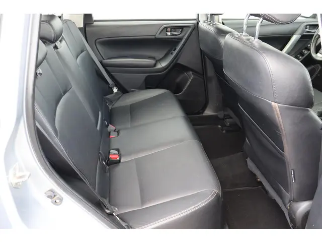Subaru Forester 2.0 Executive 2013 Benzine 22