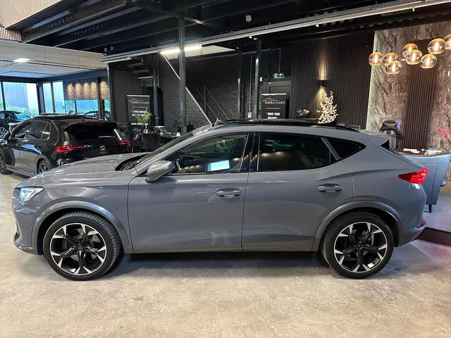 CUPRA Formentor 2.0 TSI VZ 4DRIVE|PANO|BOMVOL! 2020 Benzine 8