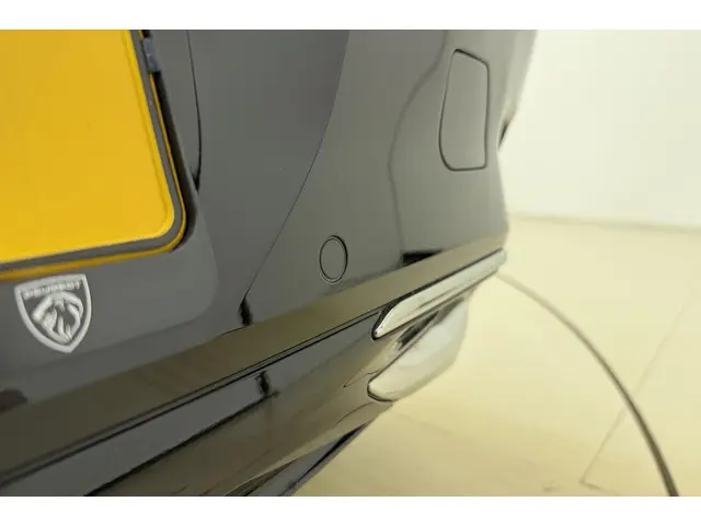 Peugeot 308 1.2T 130pk Allure Pack 2023 Benzine 3