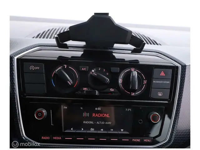 Volkswagen up! 1.0 BMT move up! 2019 Benzine 5