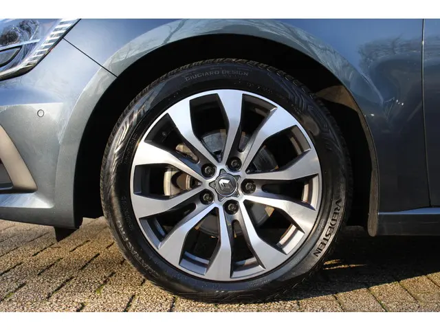 Renault Mégane Estate 1.3 TCe 140 Techno 2023 Benzine 24