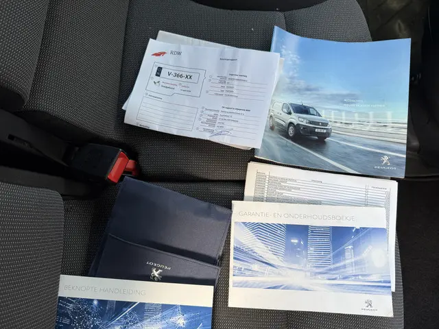 Peugeot Partner 1.6 BlueHDI Premium 2019 Diesel 21
