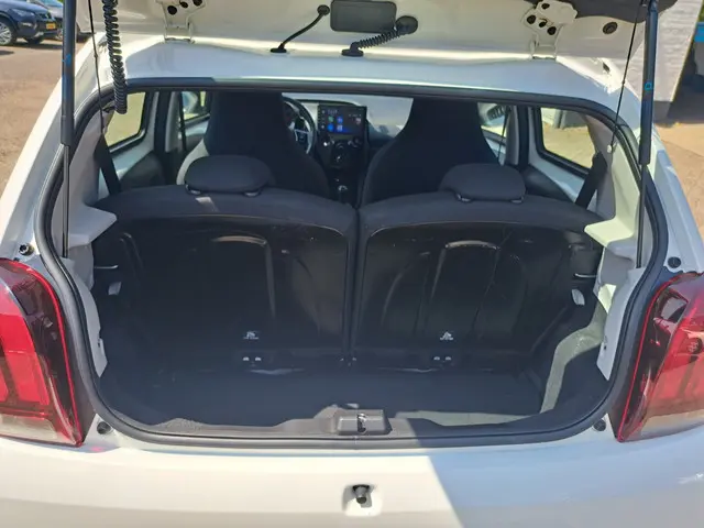 Peugeot 108 1.0 e-VTi Active 2019 Benzine 9