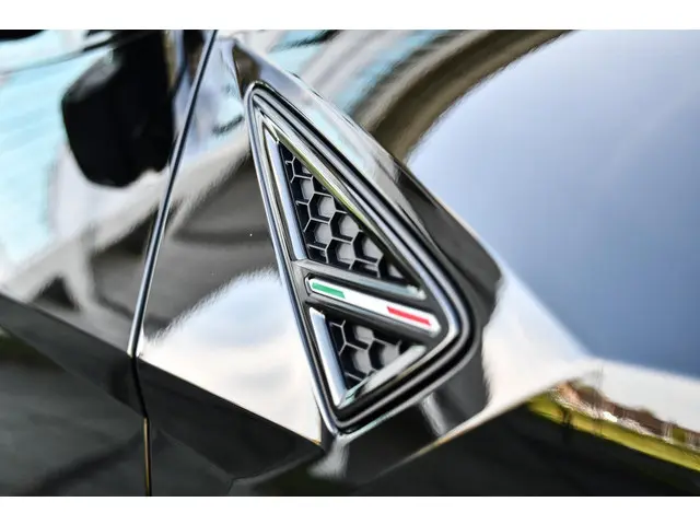 Lamborghini Urus 4.0 V8 Performante 2024 Benzine 18