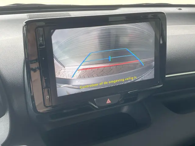 Toyota Yaris 1.5 Hybrid Active 2025 Hybride Benzine 18