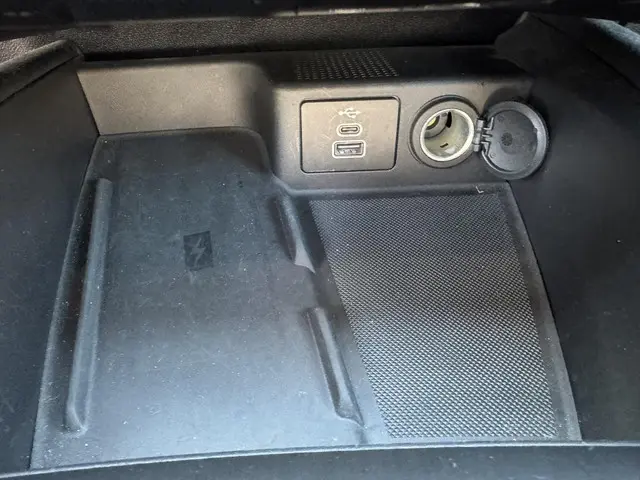 Ford Kuga 2.5 PHEV ST-Line X 2025 Hybride Benzine 24