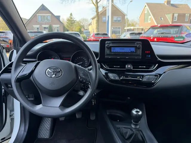 Toyota C-HR 1.2 Turbo 116 PK Comfort 2019 Benzine 9