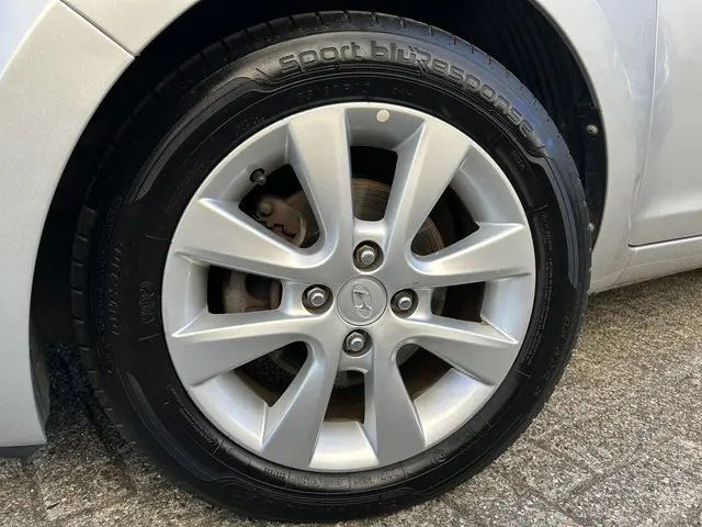 Hyundai i20 1.2i Business Edition 2013 Benzine 18