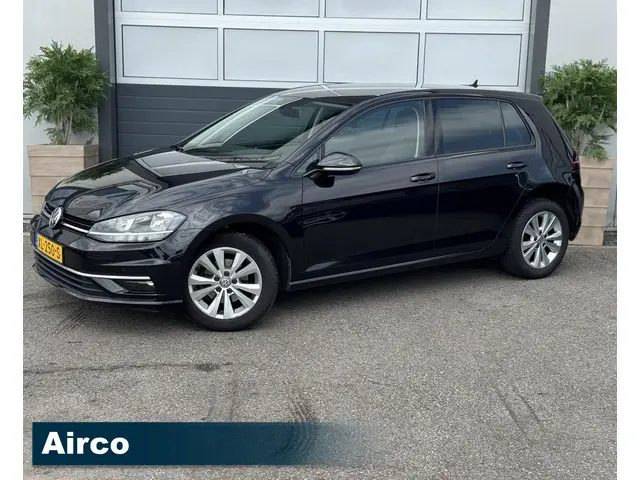 Volkswagen Golf 2