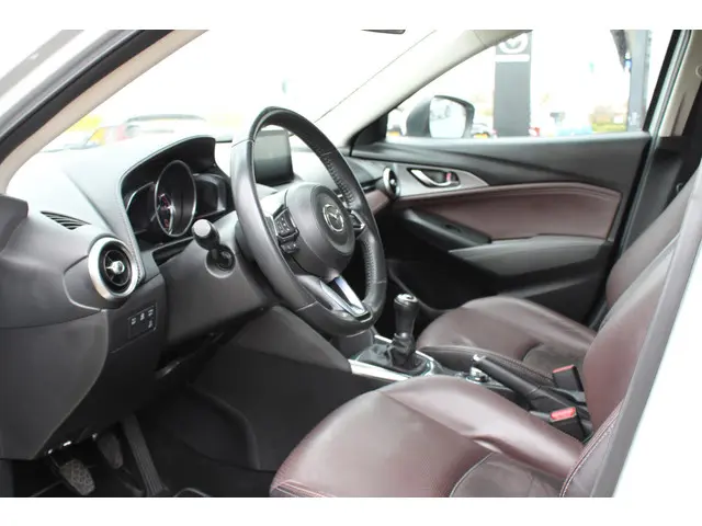 Mazda CX-3 2.0 SkyActiv-G 120 GT-Luxury 2017 Benzine 12