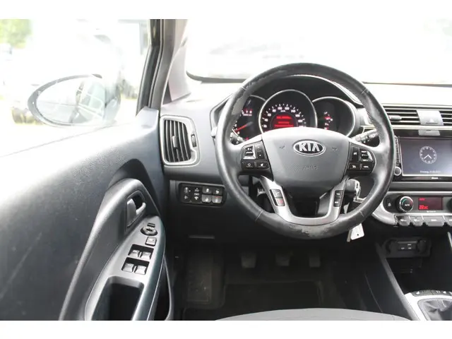 Kia Rio 1.2 CVVT ExecutiveLine 2016 Benzine 9