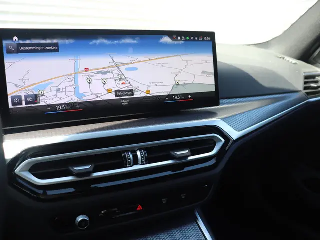 BMW 3 Serie Touring 320e 2024 Hybride Benzine 16