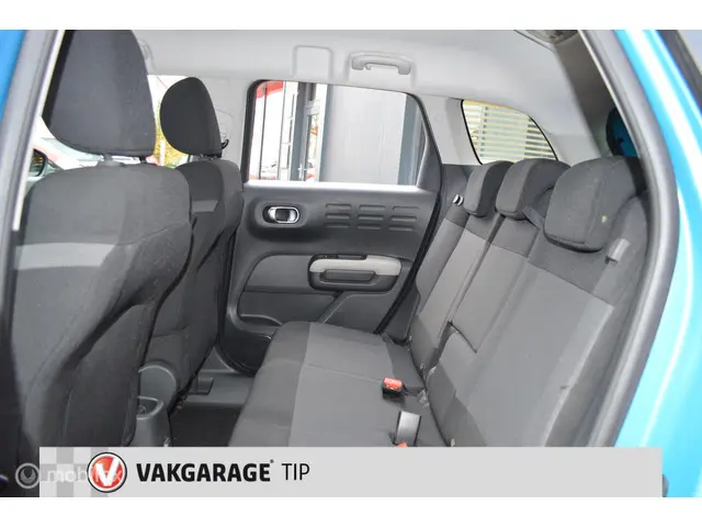 Citroën C3 Aircross 1.2 PureTech S&S Shine 2018 Benzine 18