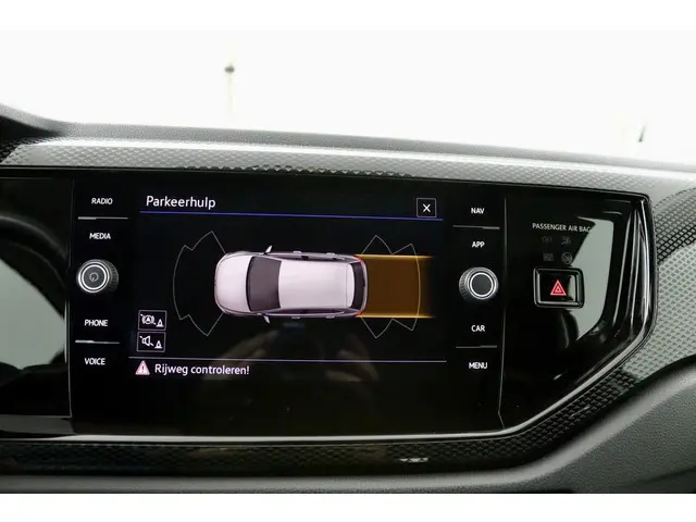 Volkswagen Polo 1.0 TSI Life antraciet 2023 Benzine 23