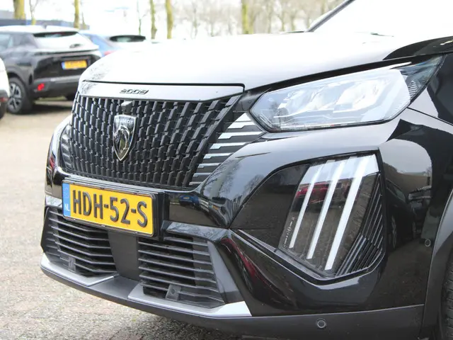 Peugeot 2008 1.2 PureTech 130 Allure 2024 Benzine 22