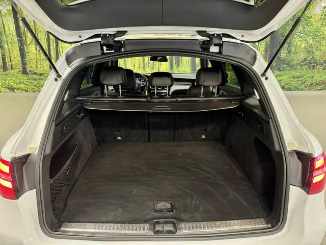 Mercedes-Benz GLC 250 4MATIC Prestige 2016 Benzine 36