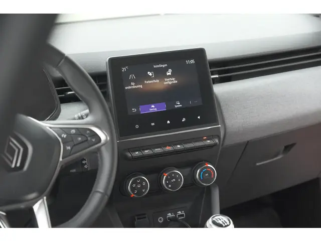 Renault Clio TCe 90 GPF Evolution 2024 Benzine 54