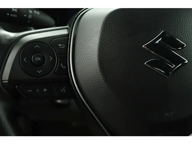 Suzuki Swace 1.8 Hybrid Select 2021 Hybride Benzine 19