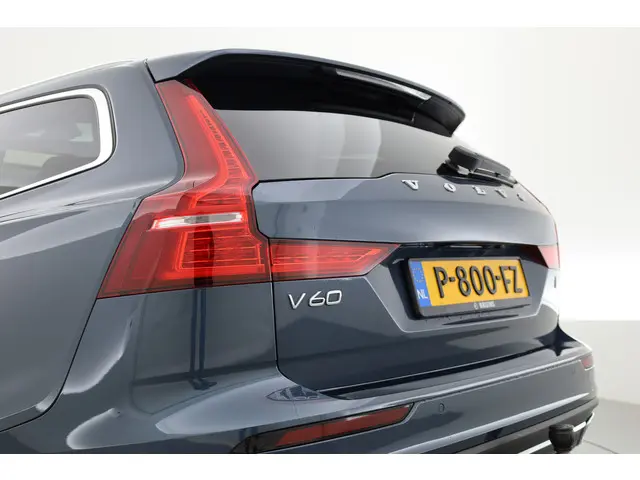 Volvo V60 2.0 T8 Inscription 2022 Hybride Benzine 39