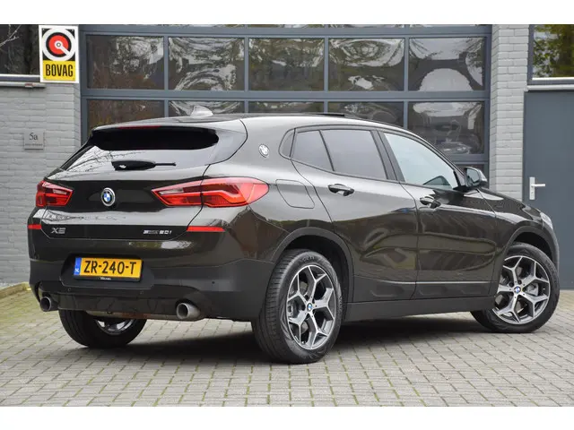 BMW X2 sDrive20i High Executive 2018 Benzine 6