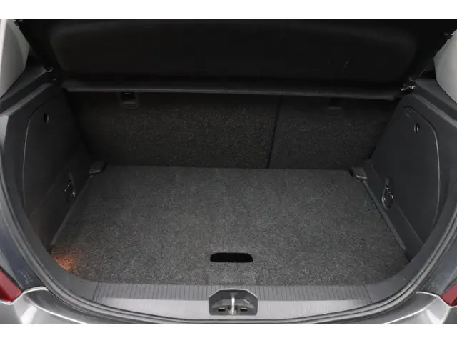 Opel Corsa 1.2-16V Anniversary Edition 2012 Benzine 23