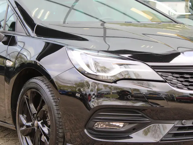 Opel Astra Sports Tourer 1.2 Elegance 2021 Benzine 23